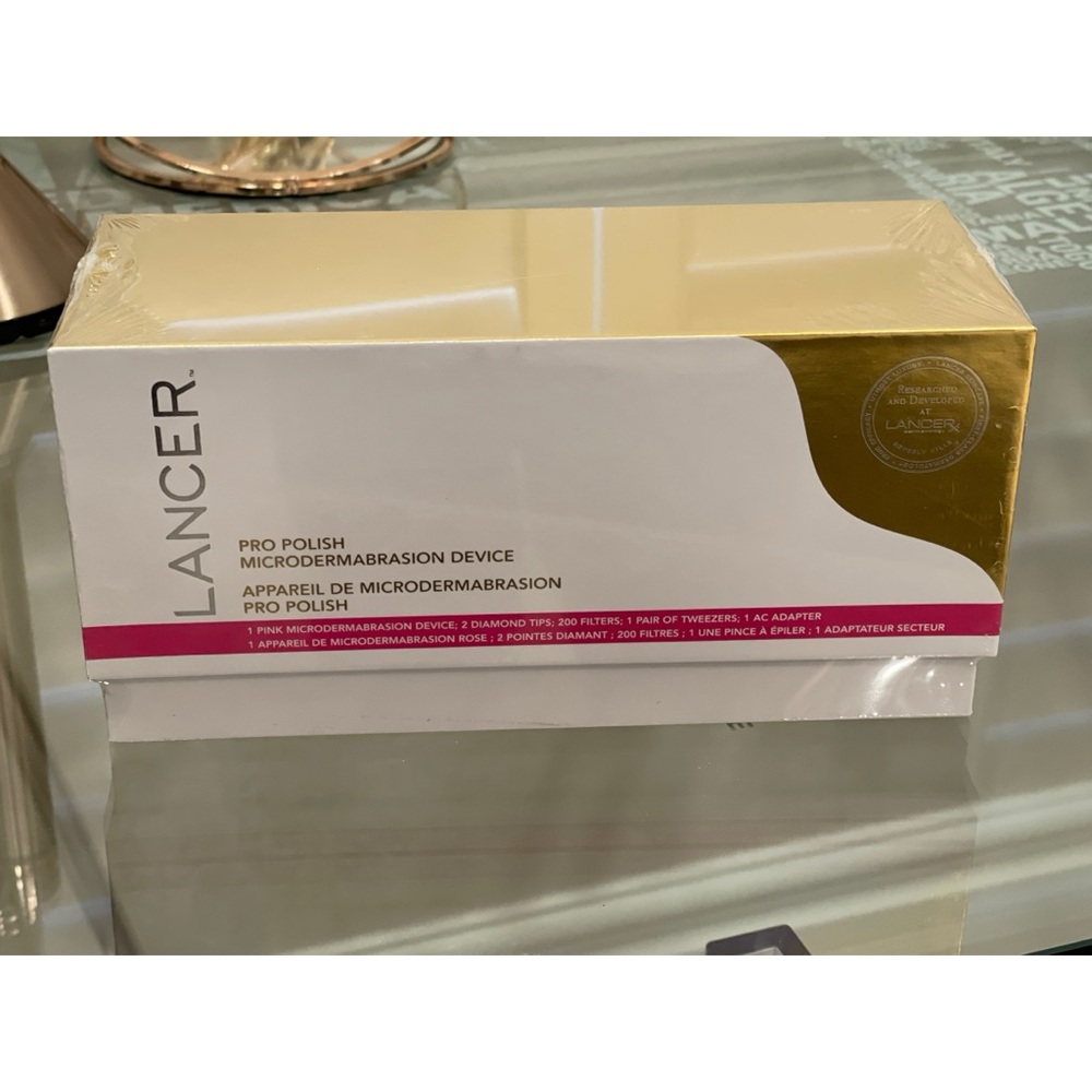 Lancer Pro Polish Microdermabrasion Device - White & Gold